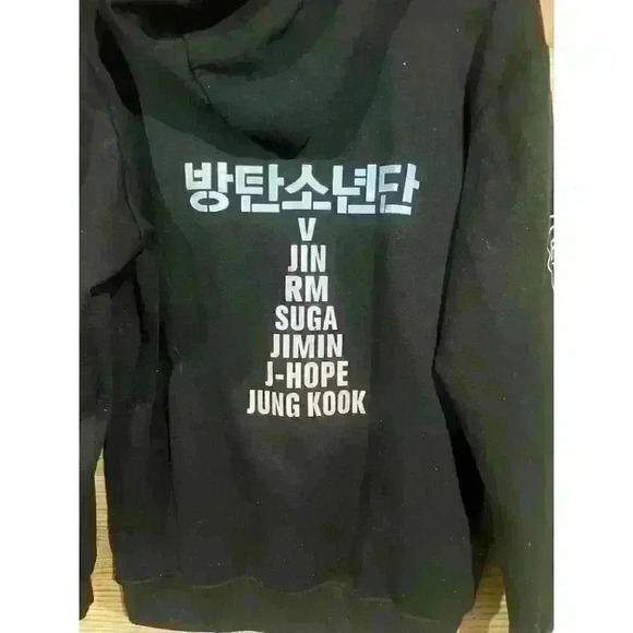 BTS World Tour Love Yourself Long Sleeve Hoodie, size L - Picture 6 of 11